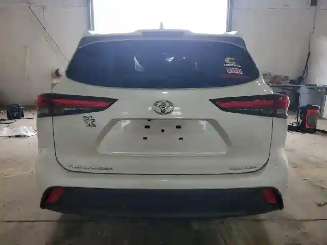 5TDGZRBH6MS531864 2021 TOYOTA HIGHLANDER-5