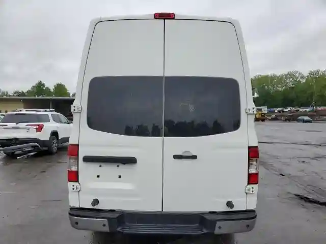 1N6BF0LY6HN811435 2017 NISSAN NV-5
