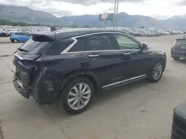 3PCAJ5M13KF122020 2019 INFINITI QX50-2