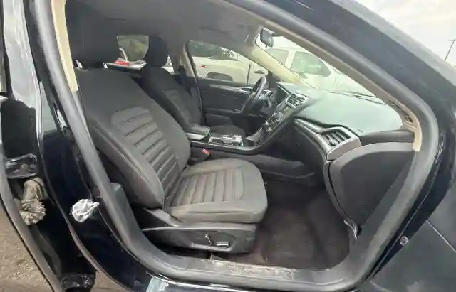 3FA6P0HD3HR335333 2017 FORD FUSION-4