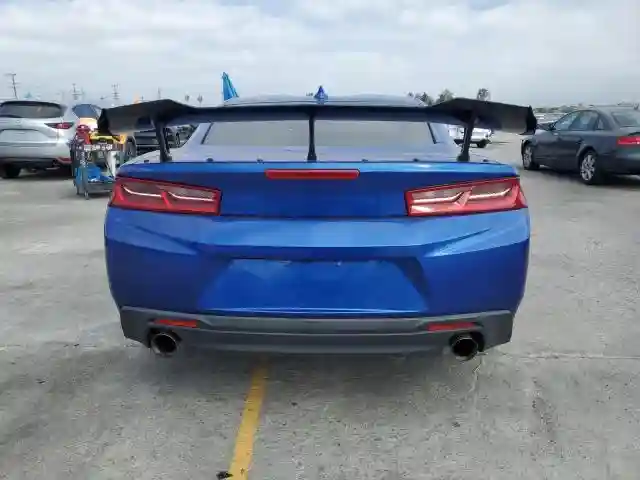 1G1FB1RS5J0137976 2018 CHEVROLET CAMARO-5