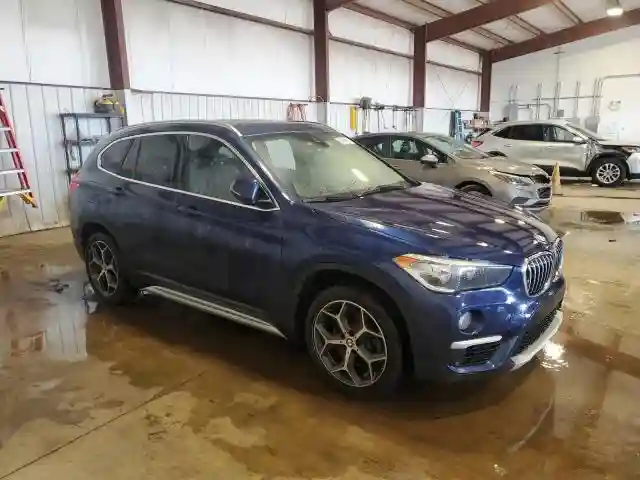 WBXHT3C54K5L37881 2019 BMW X1-3