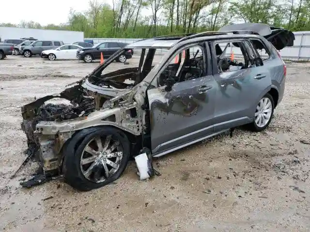 YV4A22PK0G1022616 2016 VOLVO XC90-0