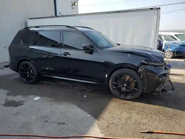 5UX33EM02S9X77322 2025 BMW X7 M60I-3