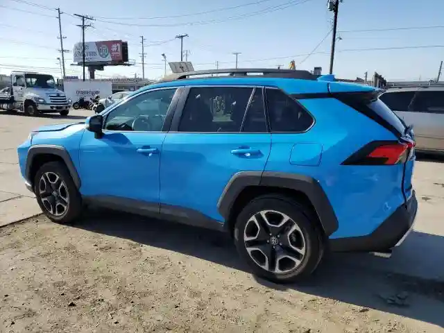 2T3J1RFVXMW170585 2021 TOYOTA RAV4-1