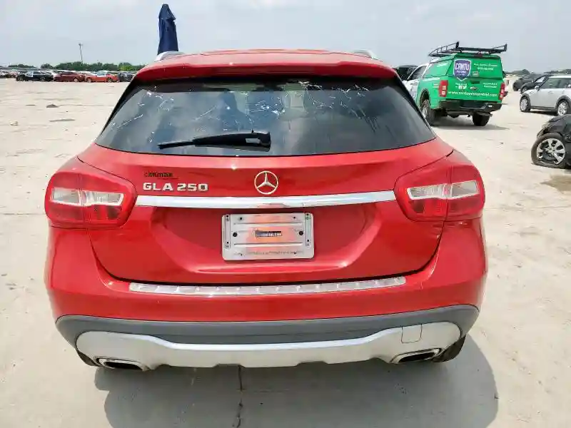WDCTG4EB1JJ455424 2018 MERCEDES-BENZ GLA-CLASS-5