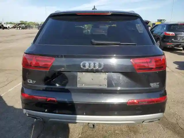 WA1LAAF74JD004058 2018 AUDI Q7-5