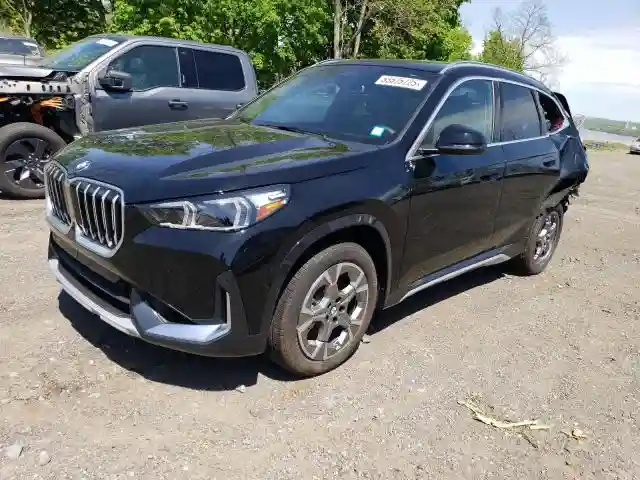 WBX73EF00S5040226 2025 BMW X1-0