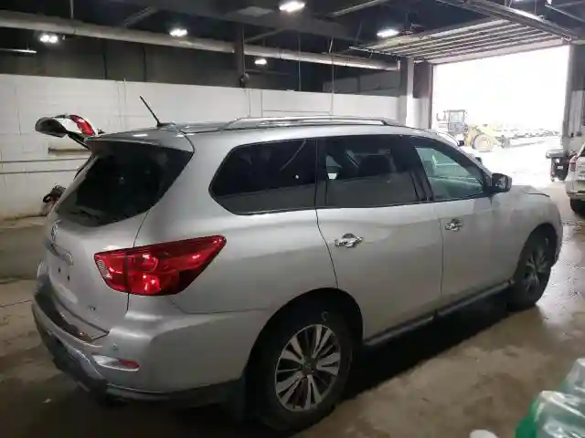 5N1DR2MN0HC625965 2017 NISSAN PATHFINDER-2