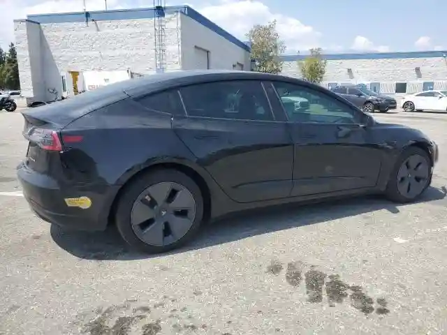 5YJ3E1EBXNF333183 2022 TESLA MODEL 3-2