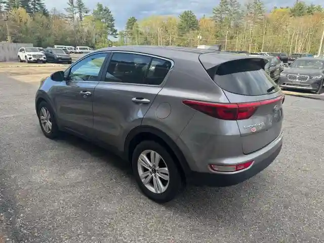 KNDPM3AC9J7336011 2018 KIA SPORTAGE-2