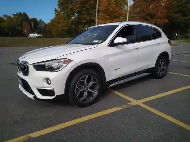 WBXHT3C3XGP880243 2016 BMW X1-1