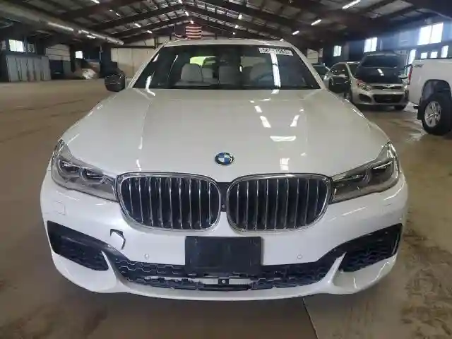 WBA7F2C51JG424647 2018 BMW 7 SERIES-4