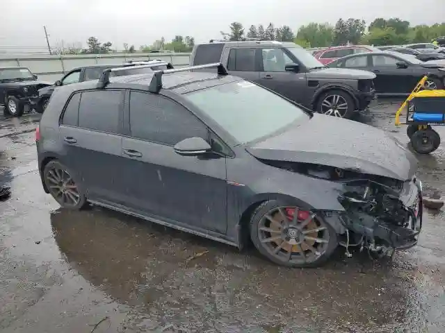 3VW547AU8HM012262 2017 VOLKSWAGEN GTI-3