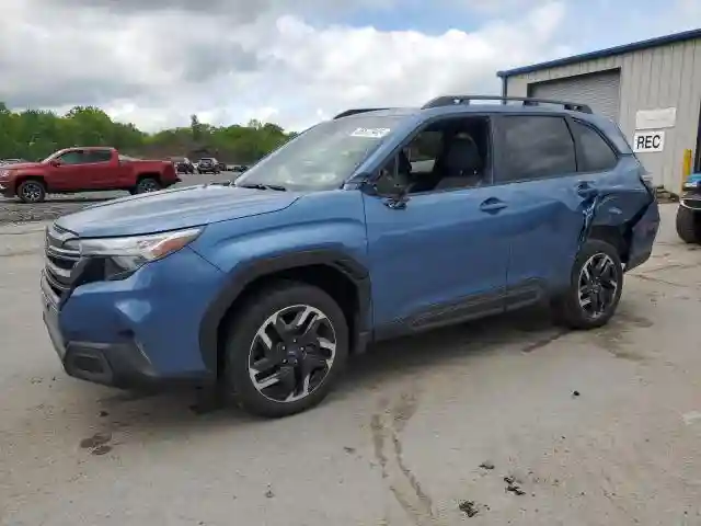 JF2SLDRC1SH475182 2025 SUBARU FORESTER-0