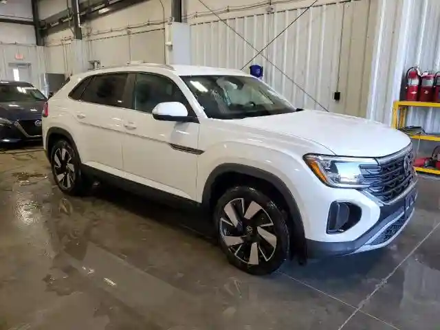 1V2HE2CA6SC202958 2025 VOLKSWAGEN ATLAS-3