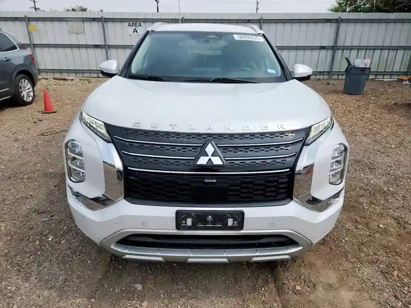 JA4J3VA81NZ060069 2022 MITSUBISHI OUTLANDER-4