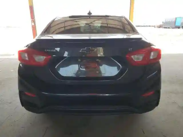 1G1BE5SM1H7108873 2017 CHEVROLET CRUZE-5