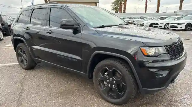 1C4RJEAG0KC851522 2019 JEEP GRAND CHEROKEE-0