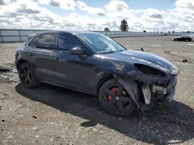 WP1AF2A58GLB90064 2016 PORSCHE MACAN-3