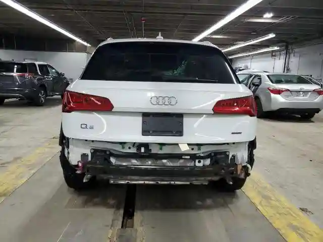 WA1BNAFY8K2045167 2019 AUDI Q5-5