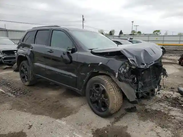 1C4RJFAG0KC547497 2019 JEEP GRAND CHEROKEE-3