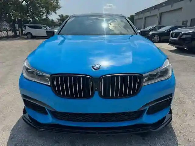 WBA7F0C34HGM22159 2017 BMW 7 SERIES-4
