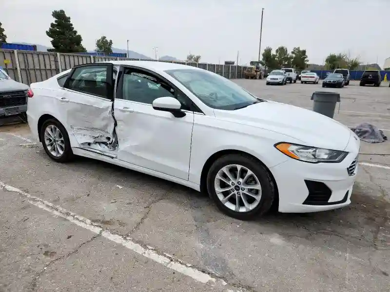 3FA6P0HD0LR167482 2020 FORD FUSION-3