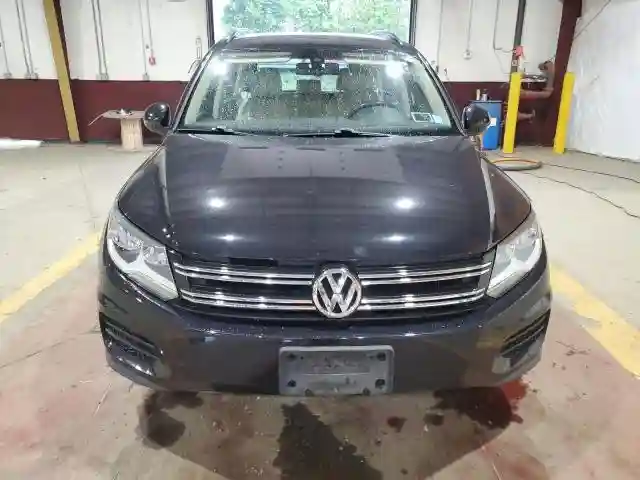 WVGBV7AX8HK016490 2017 VOLKSWAGEN TIGUAN-4