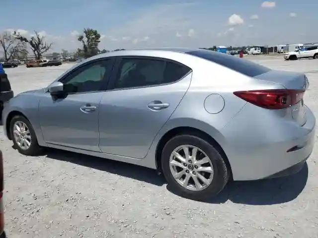 3MZBN1U73JM252313 2018 MAZDA 3-1