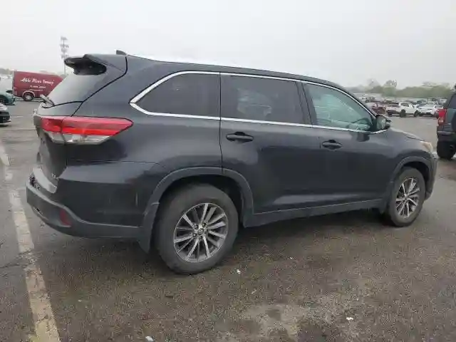 5TDJZRFH1KS572240 2019 TOYOTA HIGHLANDER-2