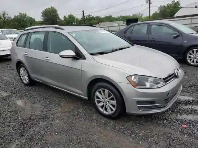 3VWC17AU4GM516239 2016 VOLKSWAGEN GOLF-3