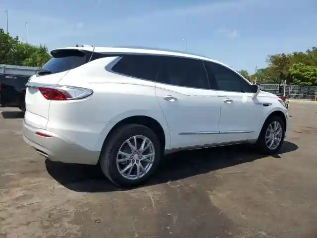 5GAERBKW2NJ194039 2022 BUICK ENCLAVE-2