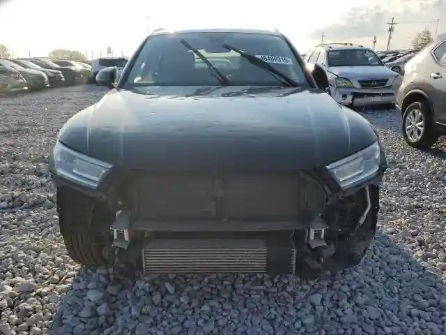 WA1ANAFY6J2006894 2018 AUDI Q5-4