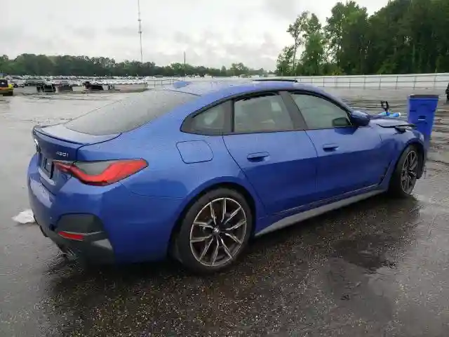 WBA63AV01NFL98112 2022 BMW 4 SERIES-2