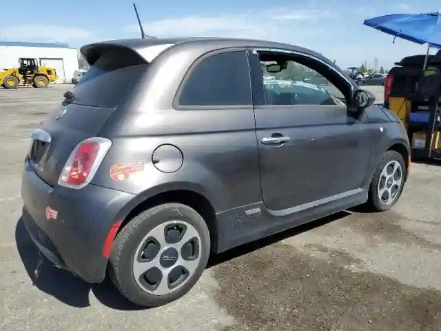3C3CFFGE1HT598411 2017 FIAT 500-2