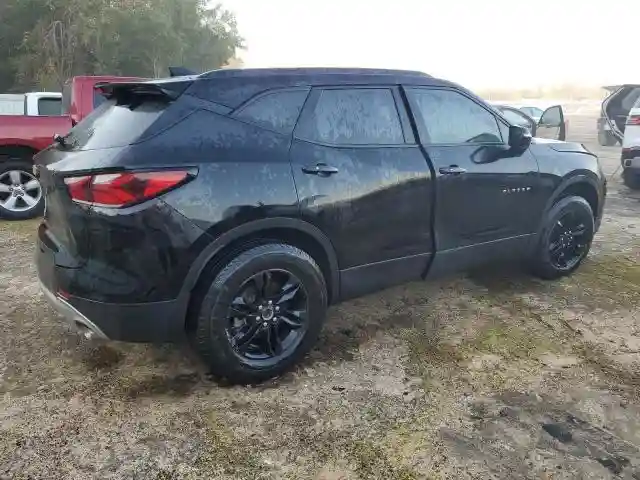 3GNKBCRS3MS521017 2021 CHEVROLET BLAZER-2