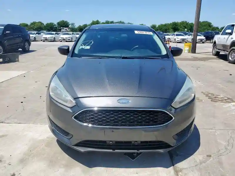 1FADP3E2XHL205141 2017 FORD FOCUS-4