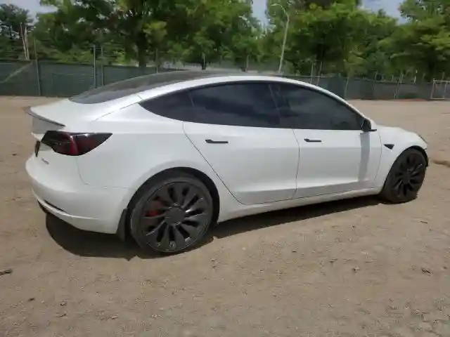 5YJ3E1EC5MF015740 2021 TESLA MODEL 3-2
