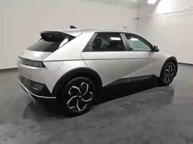 KM8KNDDF0RU239825 2024 HYUNDAI IONIQ-2