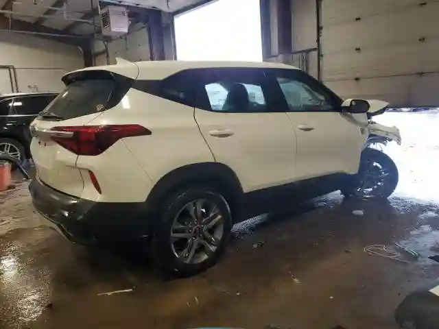 KNDEPCAA2M7137948 2021 KIA SELTOS-2