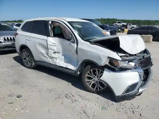 JA4AZ3A31HZ004497 2017 MITSUBISHI OUTLANDER-3