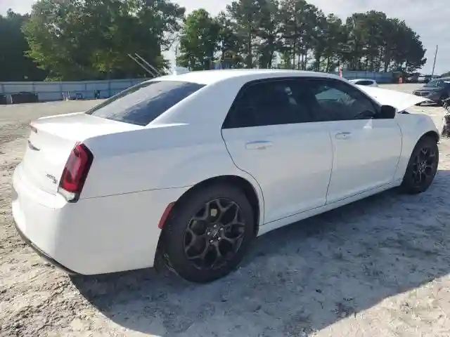 2C3CCAGG9KH569347 2019 CHRYSLER 300-2
