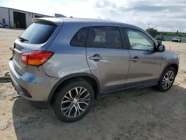 JA4AP3AUXKU008132 2019 MITSUBISHI OUTLANDER-2