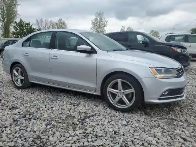 3VWD07AJ0FM252092 2015 VOLKSWAGEN JETTA-3