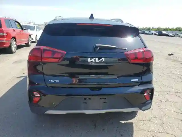 KNDCB3LC2N5549594 2022 KIA NIRO-5