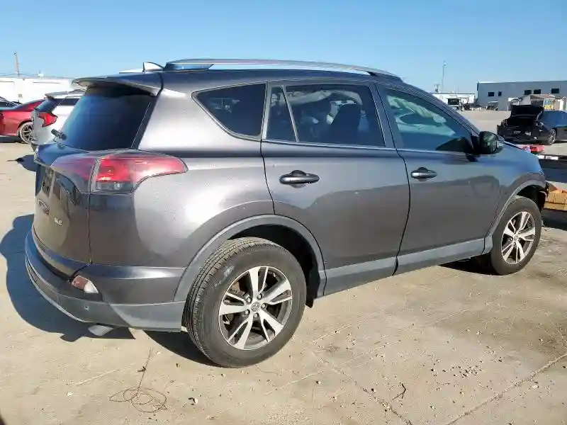 JTMWFREV8JJ168773 2018 TOYOTA RAV4-2