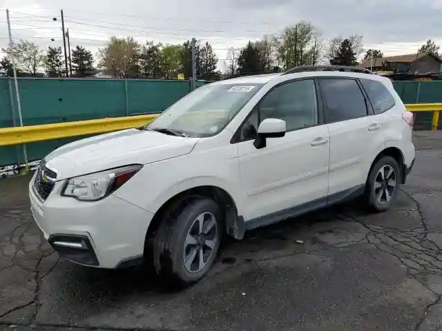 JF2SJAGC6HH579120 2017 SUBARU FORESTER-0