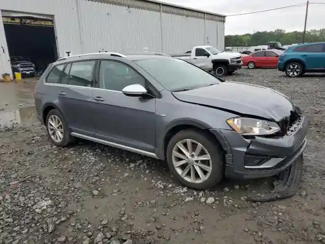 3VWH17AU6HM509316 2017 VOLKSWAGEN GOLF-3