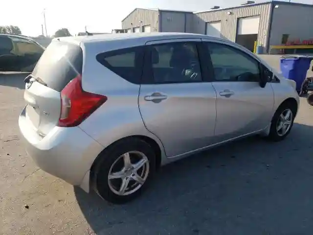 3N1CE2CP0FL364890 2015 NISSAN VERSA-2